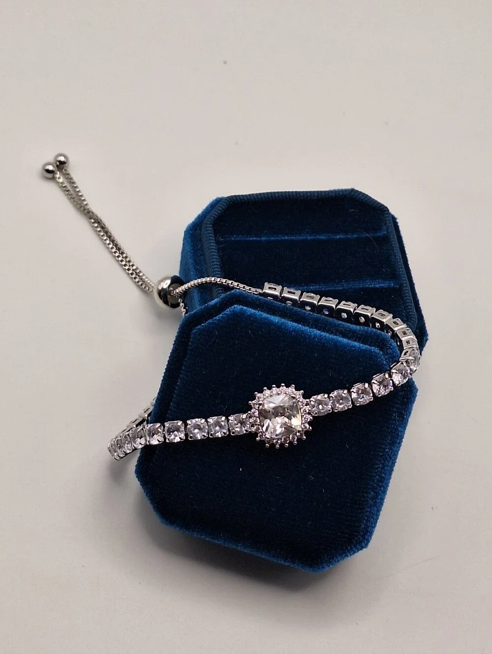 Swarovski NWT Clear Crystal Halo Tennis Bolo Slider Bracelet